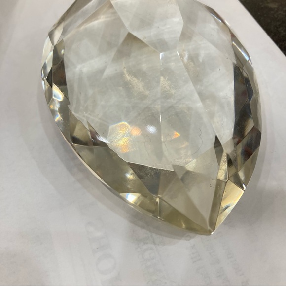 Pear Shape Paper Weight - Picture 1 of 6
